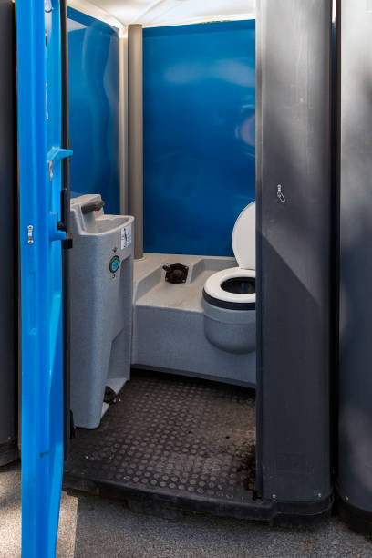 Portable Toilet Options We Offer in Honey Grove, TX